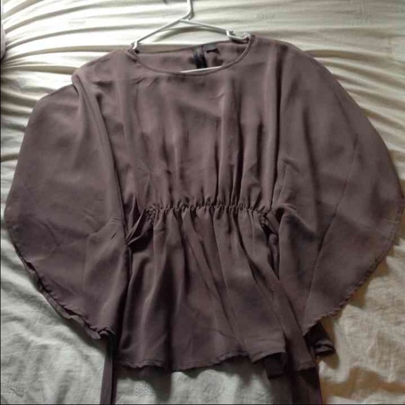 Blouse - Picture 2 of 4