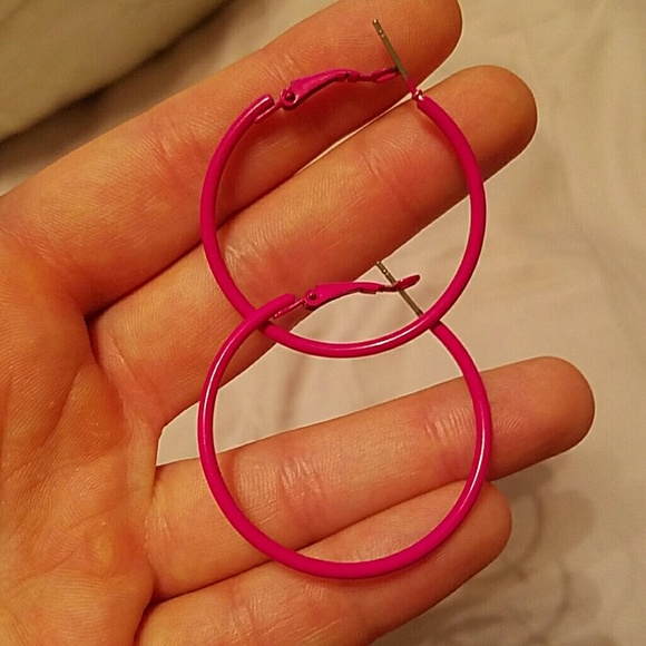 Earrings - Picture 3 of 3