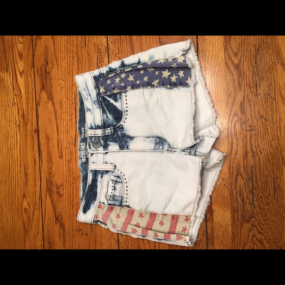 USA flag shorts