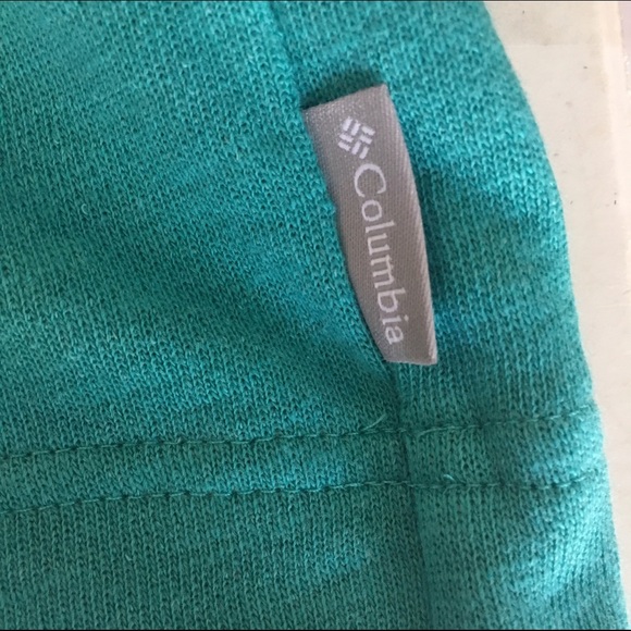 Columbia Cowl Neck Pullover Sweatshirt. NWT - Picture 3 of 4