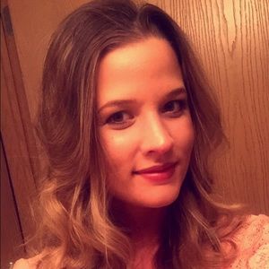 Meet your Posher, Lindsey