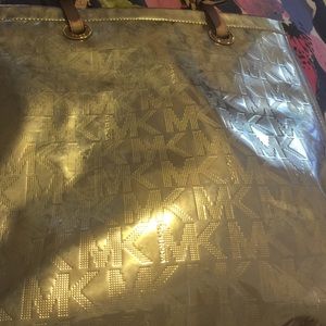 Mk large tote gold