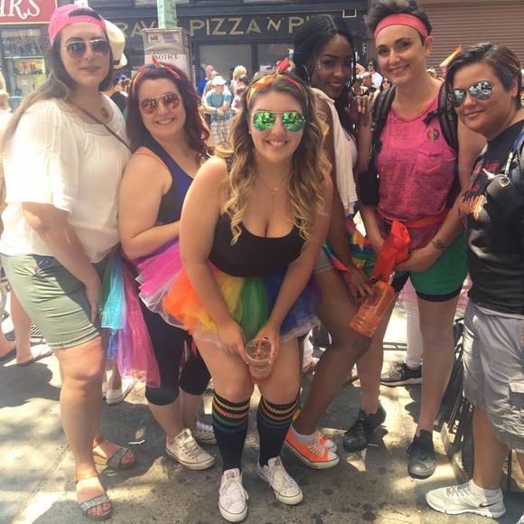 Meet your Posher, Jessica - Picture 1 of 1