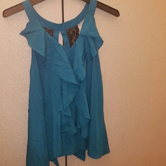 BCBGeneration ruffle top