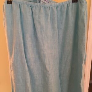 Linen skirt with ruffle