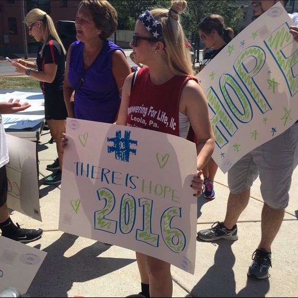 Meet your Posher, Erika - Picture 4 of 4