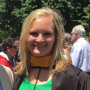 Meet your Posher, Laura