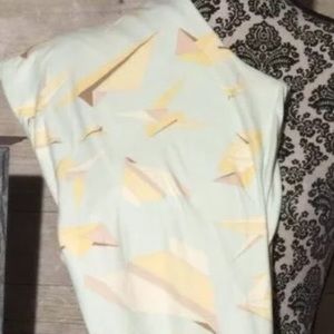 LuLaRoe TC Origami Paper Planes Leggings