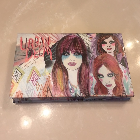 URBAN DECAY show pony palette