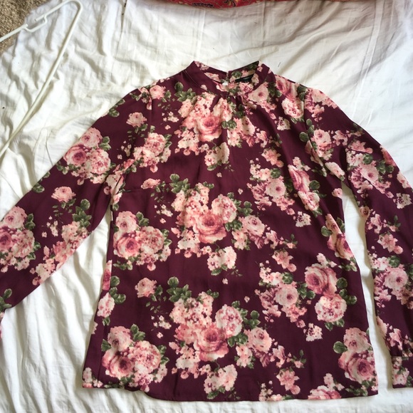 Long Sleeve Floral Blouse