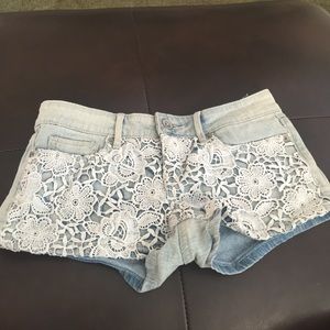 Aeropostale Light Denim & Crochet Shorts 00
