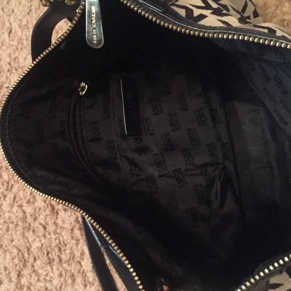 Michael Kors Black and Tan purse - Picture 3 of 4