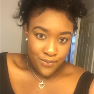 Meet your Posher, Alaina