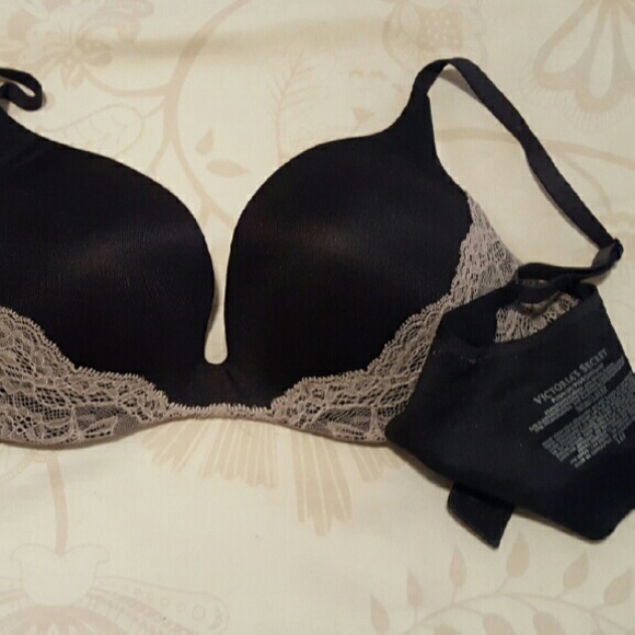 Victorias secret incredible bra