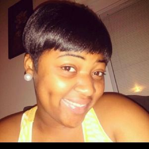 Meet your Posher, Makia