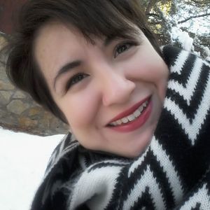 Meet your Posher, Gaby