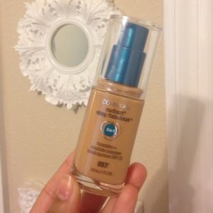 Covergirl outlast stay fabulous 3 in 1 foundation
