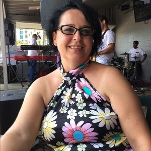 Meet your Posher, Cristina