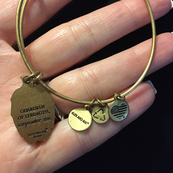 Guardian of strength - Picture 3 of 4