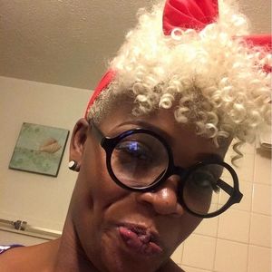 Meet your Posher, Tasha