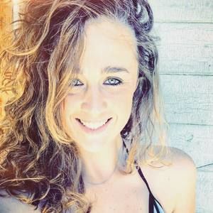 Meet your Posher, Whitney