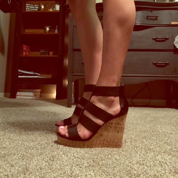 Steve Madden wedges