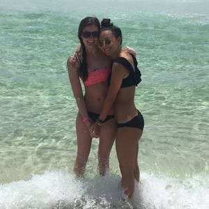 Meet your Posher, Caroline