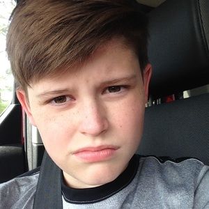 Meet your Posher, Logan