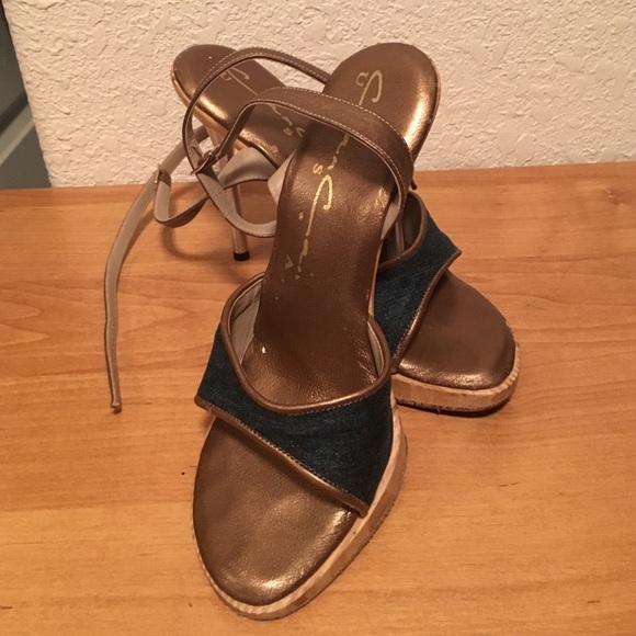 Can Can Wooden Denim Heels