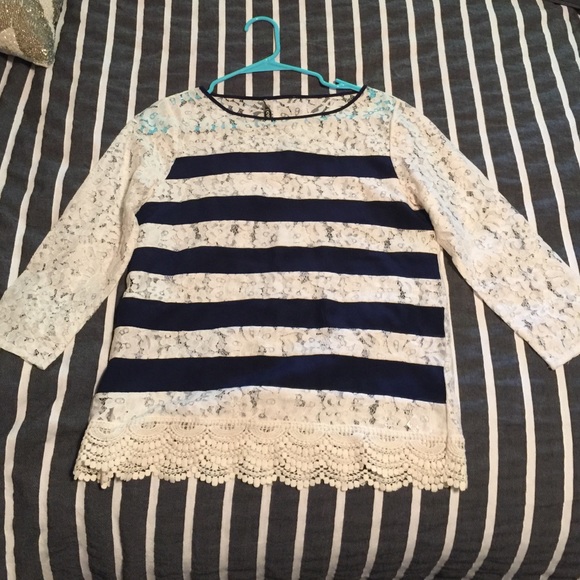Lace long sleeve