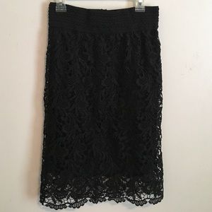 Papaya Black Form Fitting Knee Length Skirt