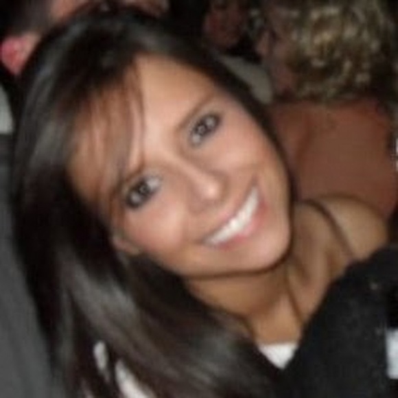 Meet your Posher, Erika - Picture 1 of 1