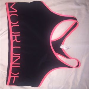 UNDER ARMOR sports bra