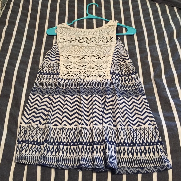 Tank - Picture 2 of 2