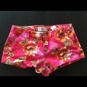 Hollister floral print pink short size 9R