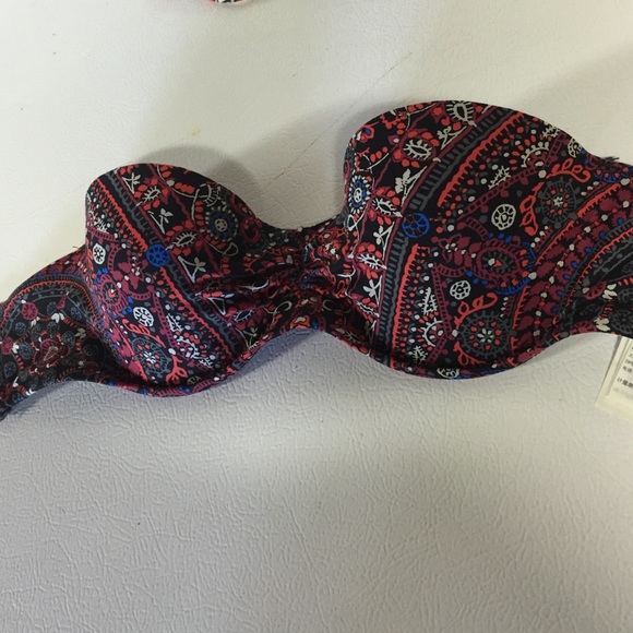 Abercrombie & Fitch Bandeau bikini top