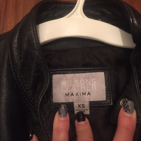 Leather jacket - Picture 2 of 2