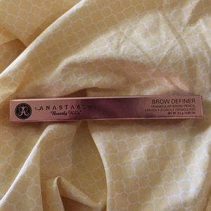 Anastasia brow definer