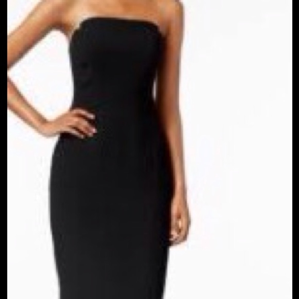 Final sale Size 4 strapless black dress