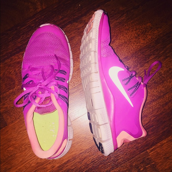 Nike free run 5.0 v2