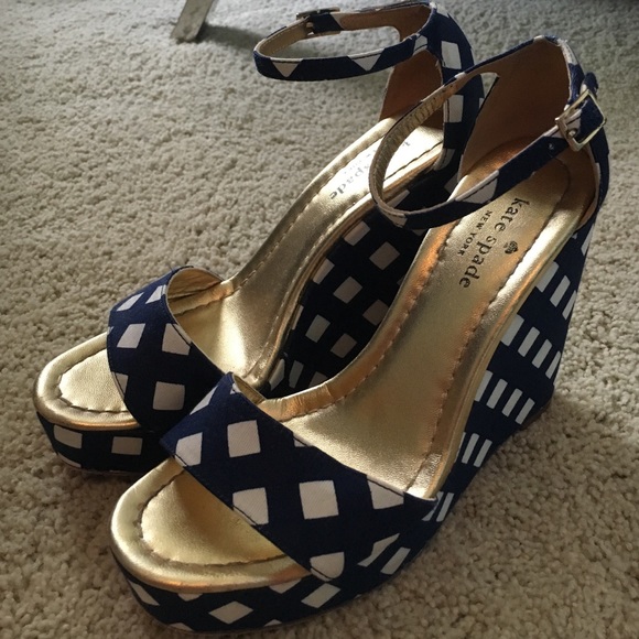 Kate Spade Wedges Size 7.5 - Picture 1 of 4