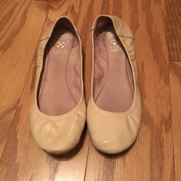 Vince camuto nude flats