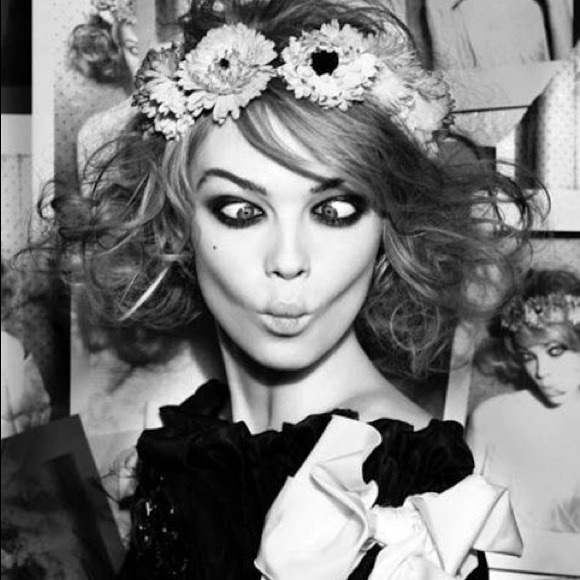 Meet your Posher, Laura - Picture 6 of 6