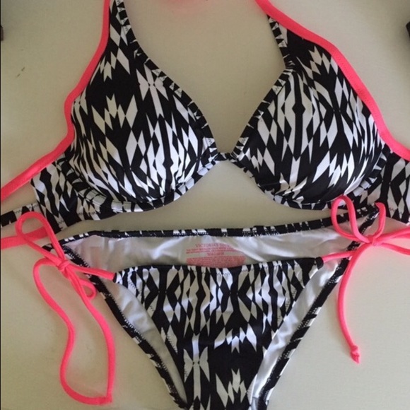 Victoria Secret Black and White Bikini👙