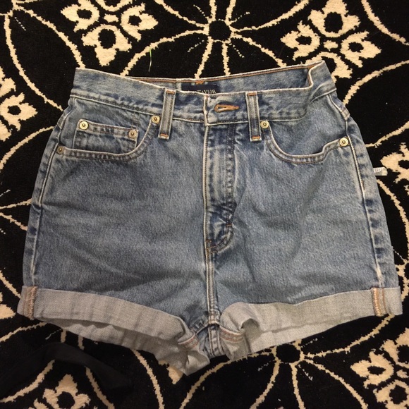 Vintage high waisted jean shorts