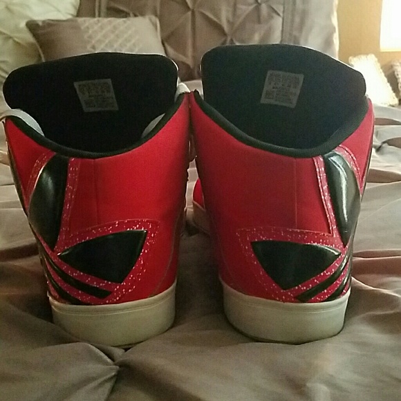 Addidas - Picture 4 of 4