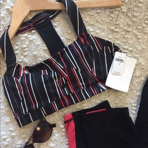 NWT GapFit Sports Bra