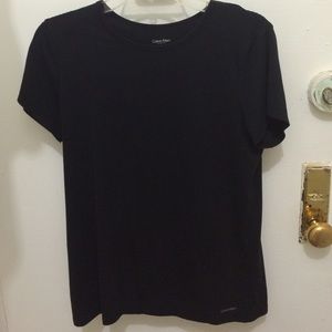 ✨SALE✨Calvin Klein T-Shirt