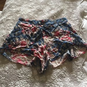 Free People flirty floral shorts