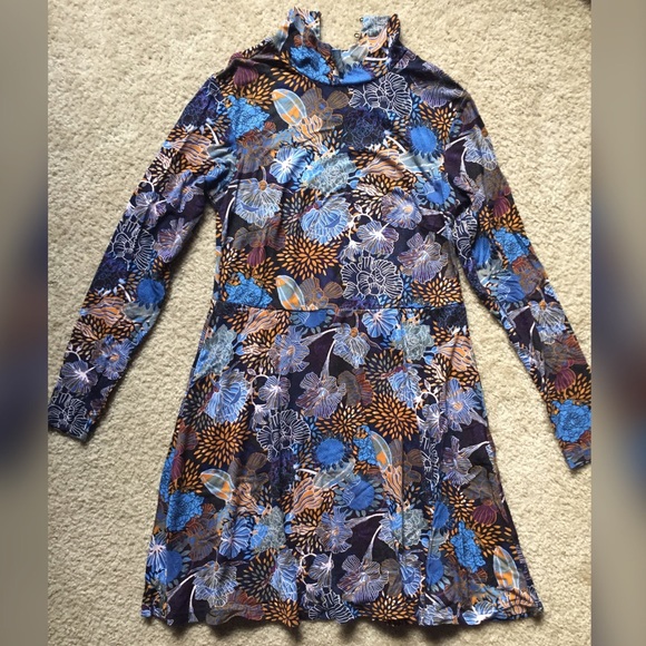 H&M Dresses & Skirts - H&M patterned